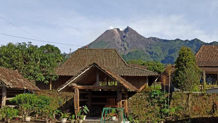 29 November Gunung Merapi Keluarkan 19 Kali Guguran Lava Pijar 1,8 Km ke Barat Daya